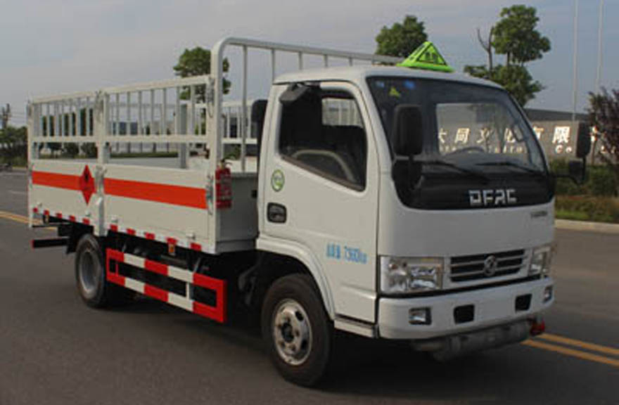 東風(fēng)4噸氣瓶運(yùn)輸車(chē)