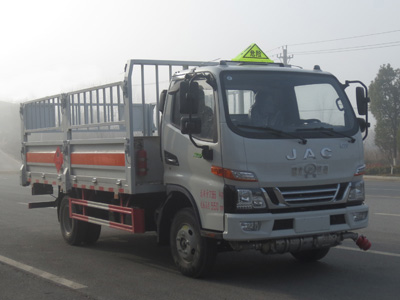 江特牌JDF5070TQPHFC6型氣瓶運(yùn)輸車(chē)